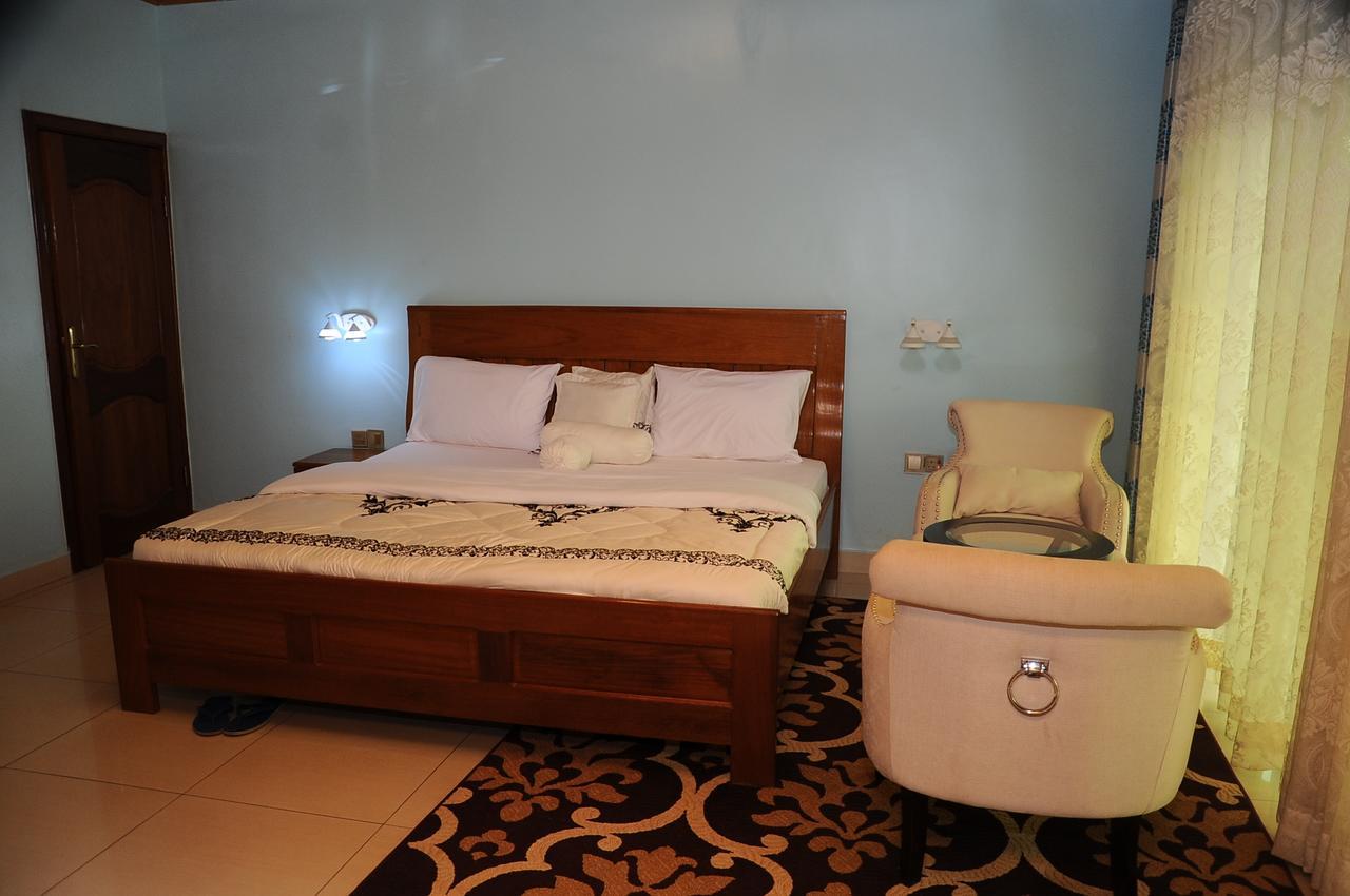 Modern Villa Hotel คิกาลี ภายนอก รูปภาพ
