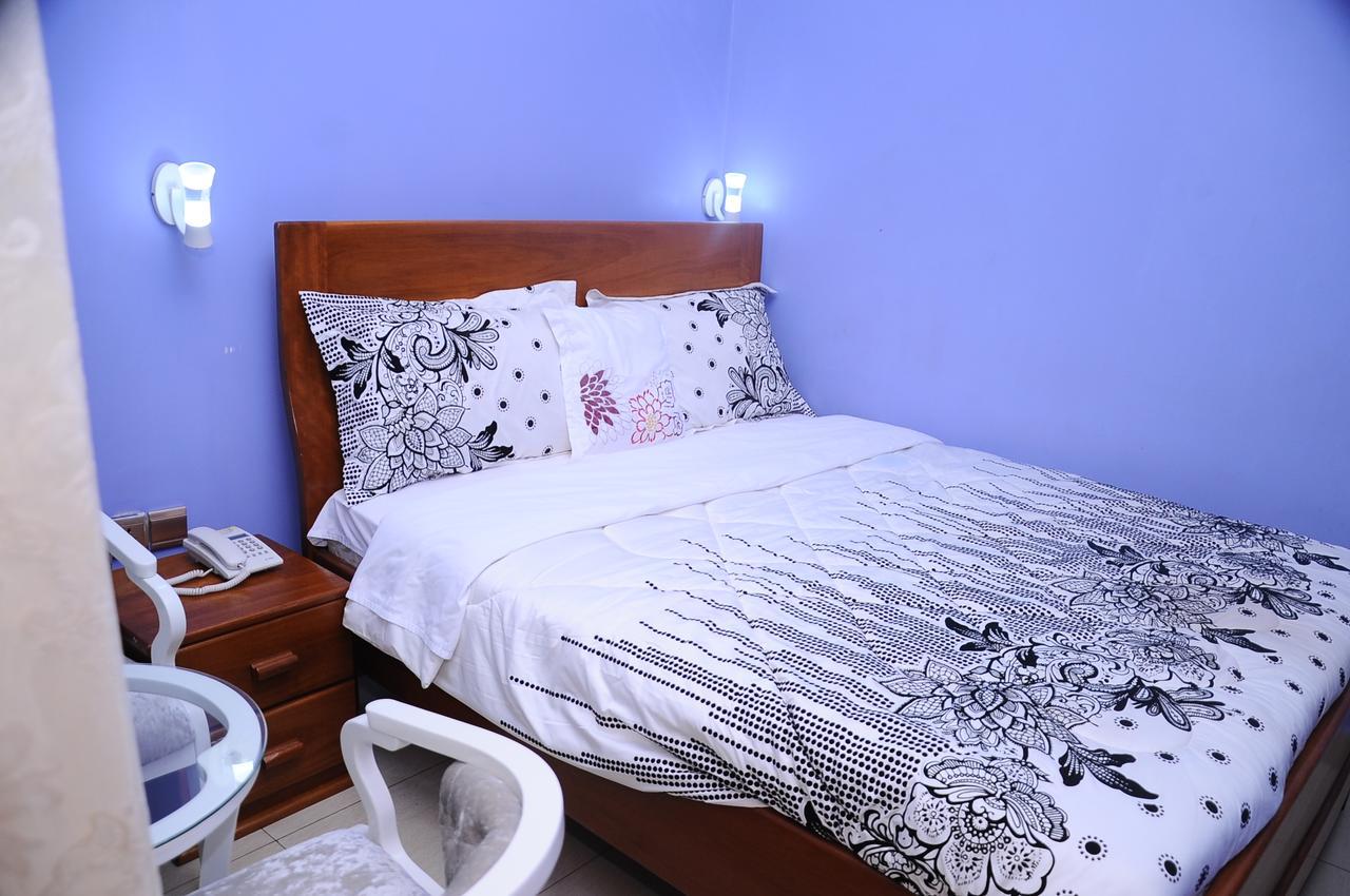 Modern Villa Hotel คิกาลี ภายนอก รูปภาพ